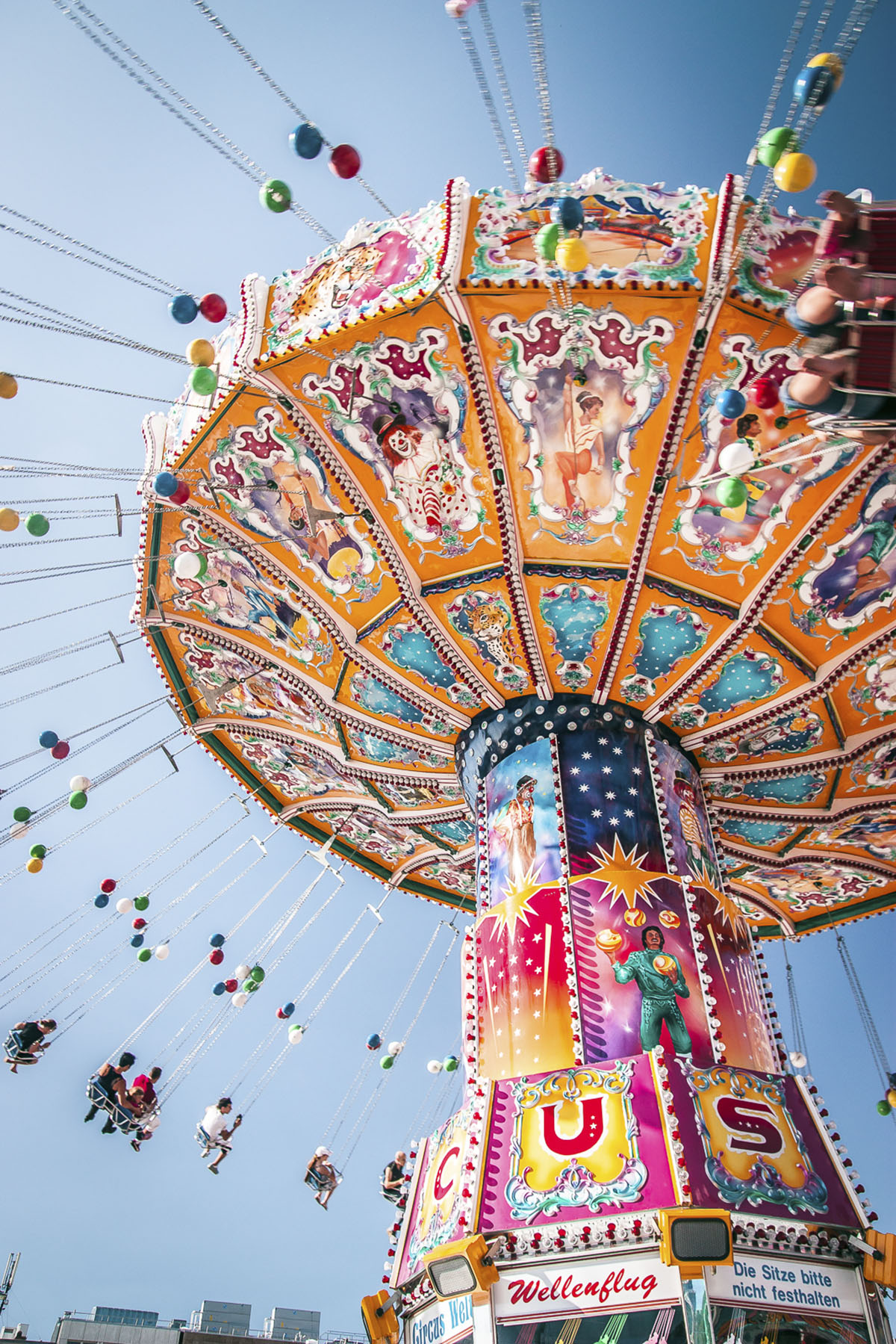 Carnival ride